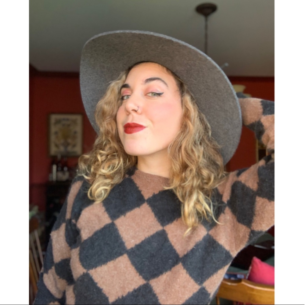 Vintage sweater 🧶